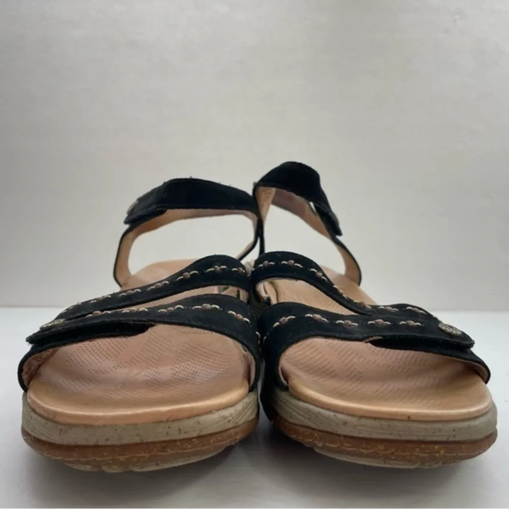 Acorn Black Vista Leather Beaded Wedge‎ Sandals